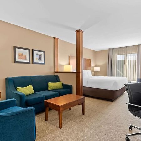 Comfort Inn & Suites Avera Southwest Сиукс Фолс Екстериор снимка