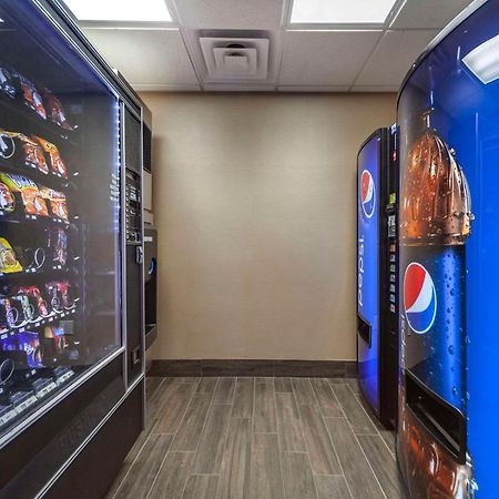 Comfort Inn & Suites Avera Southwest Сиукс Фолс Екстериор снимка