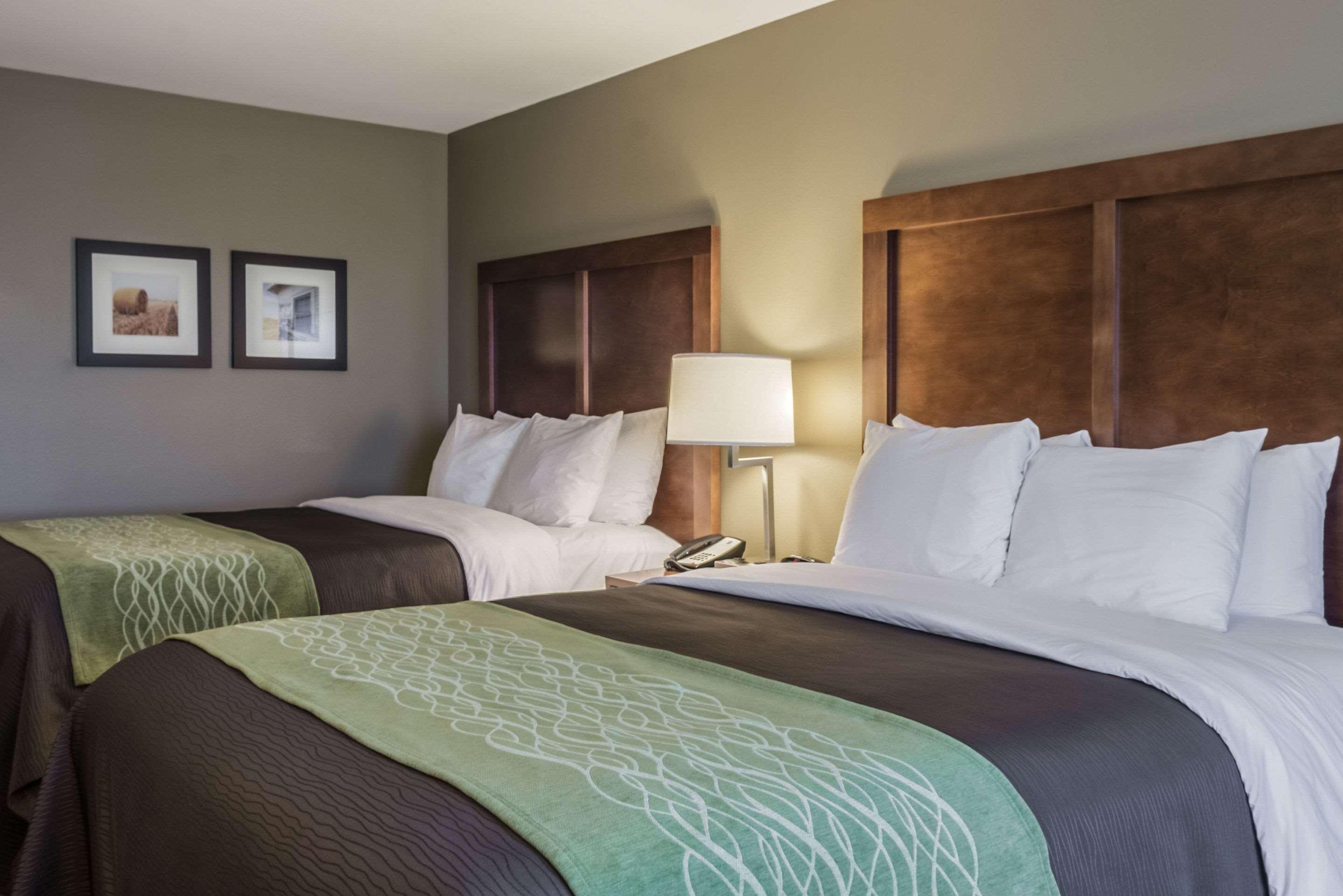 Comfort Inn & Suites Avera Southwest Сиукс Фолс Екстериор снимка