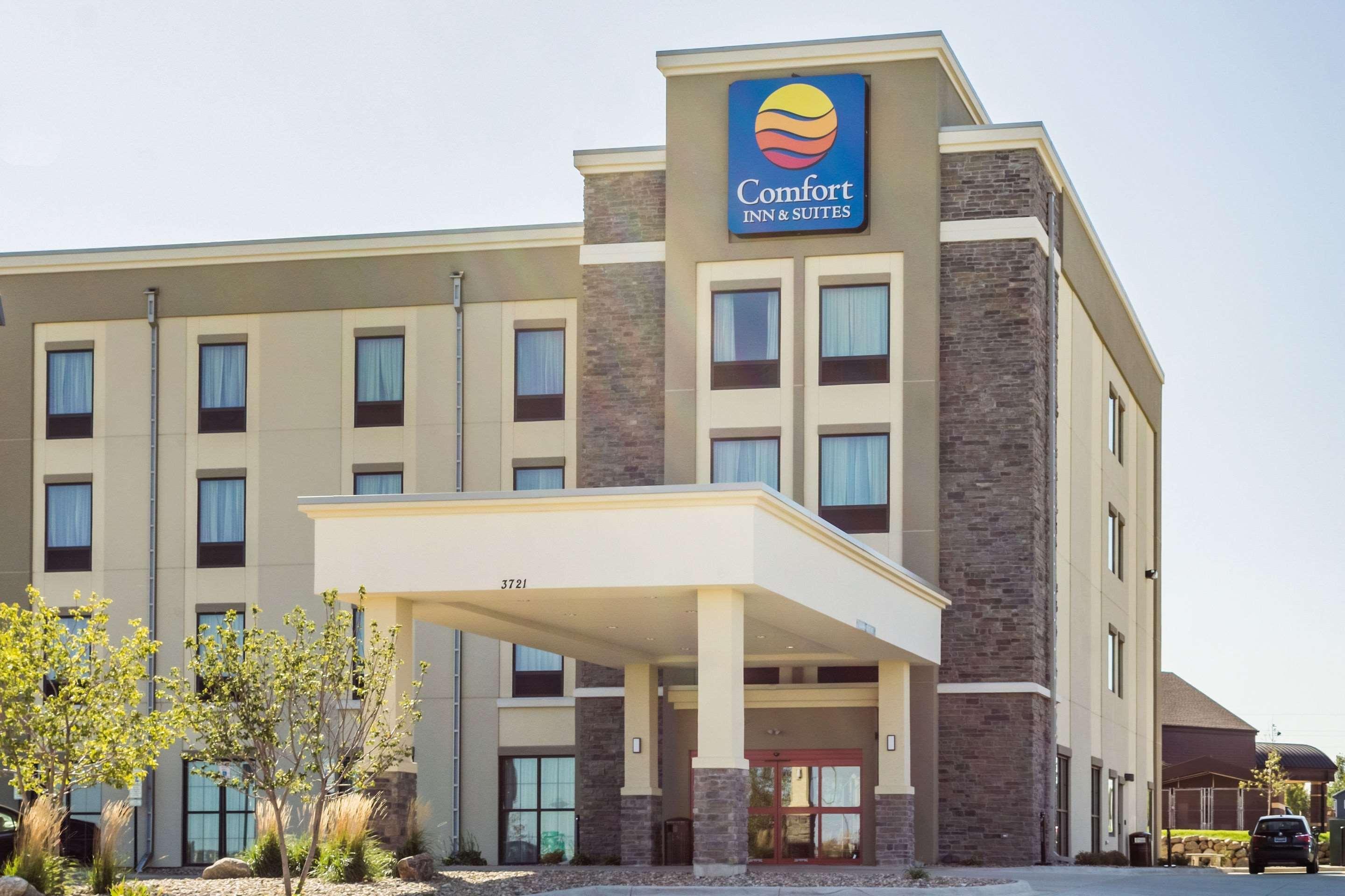 Comfort Inn & Suites Avera Southwest Сиукс Фолс Екстериор снимка