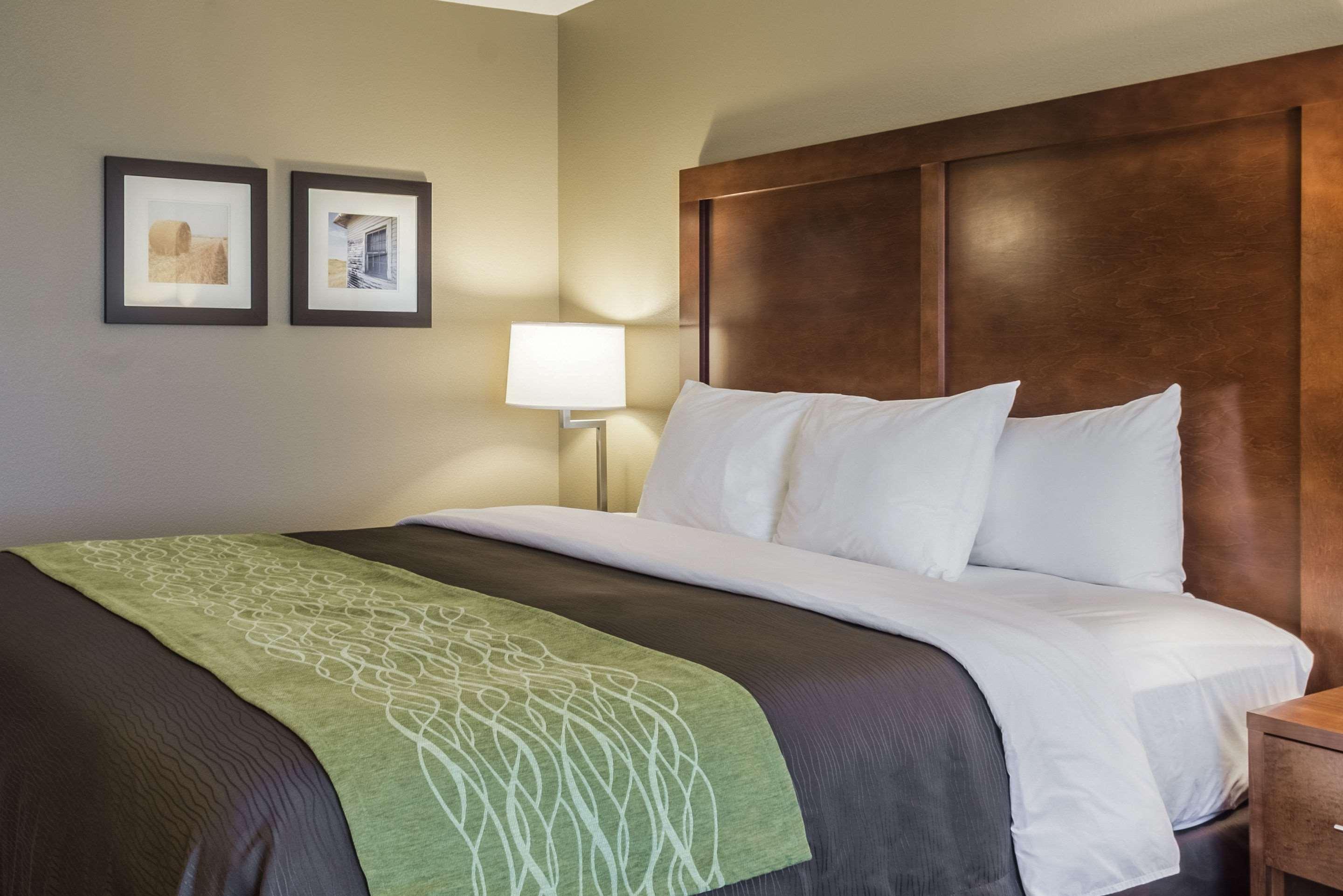 Comfort Inn & Suites Avera Southwest Сиукс Фолс Екстериор снимка