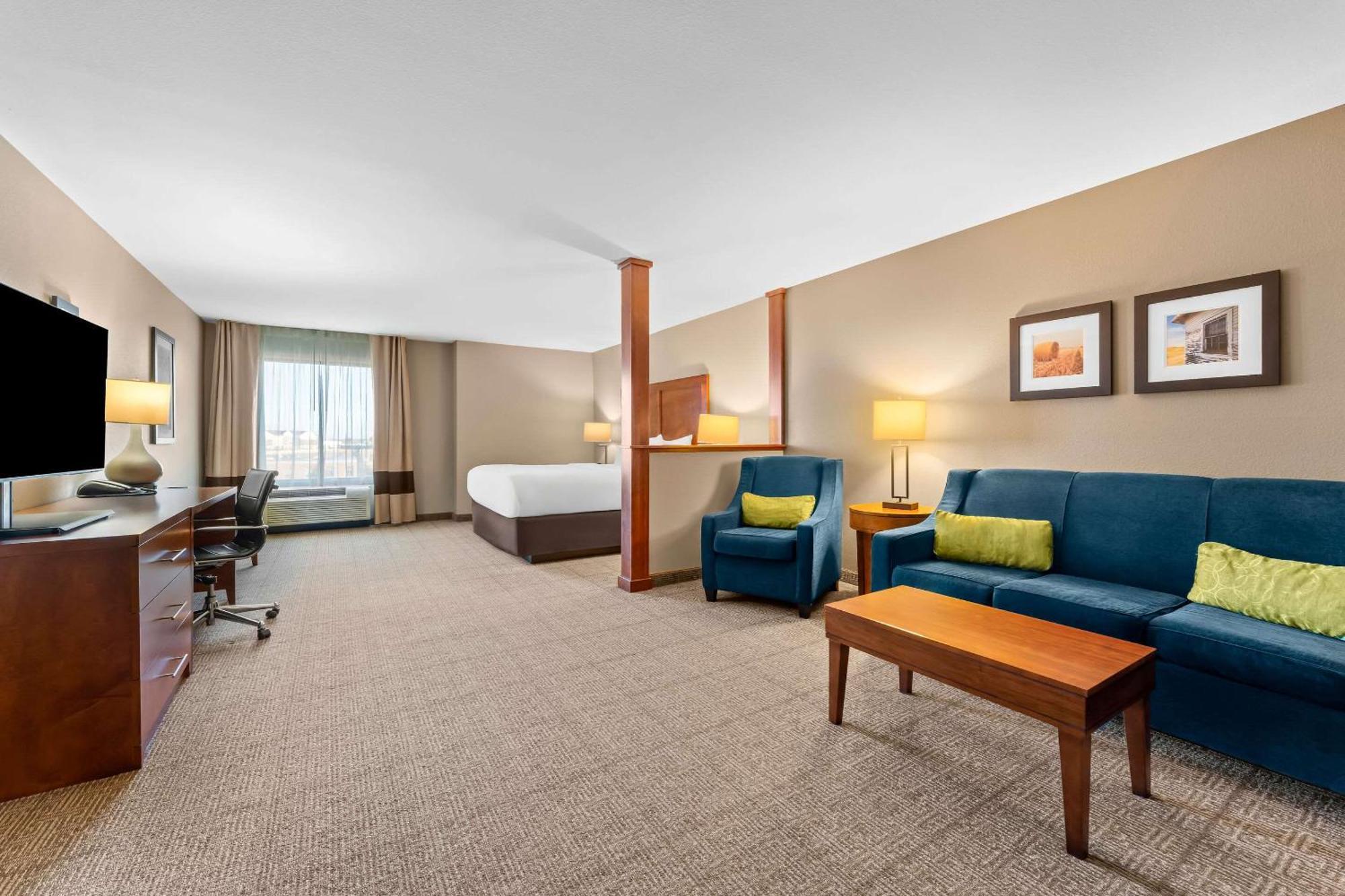 Comfort Inn & Suites Avera Southwest Сиукс Фолс Екстериор снимка